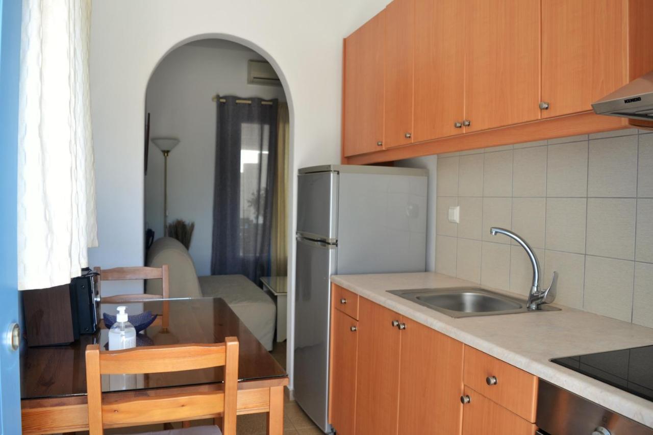 Mer Bleu Apartments 암벨라스 외부 사진