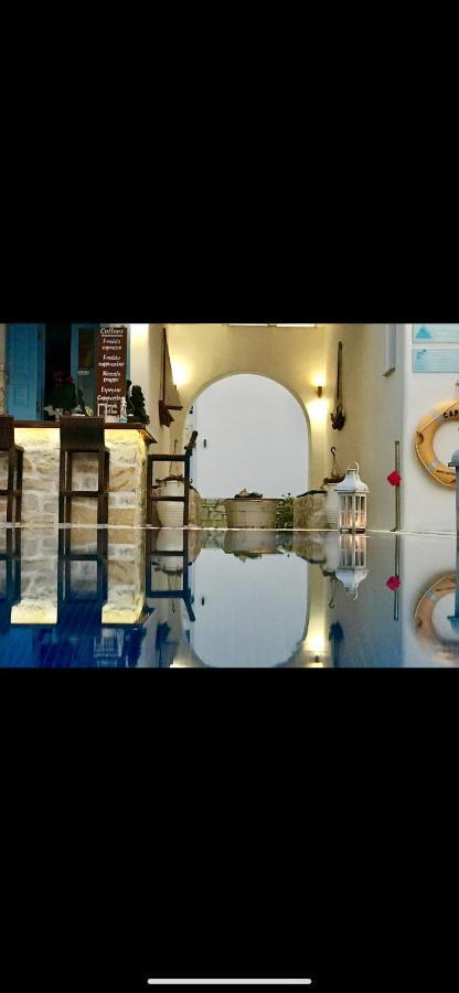 Mer Bleu Apartments 암벨라스 외부 사진