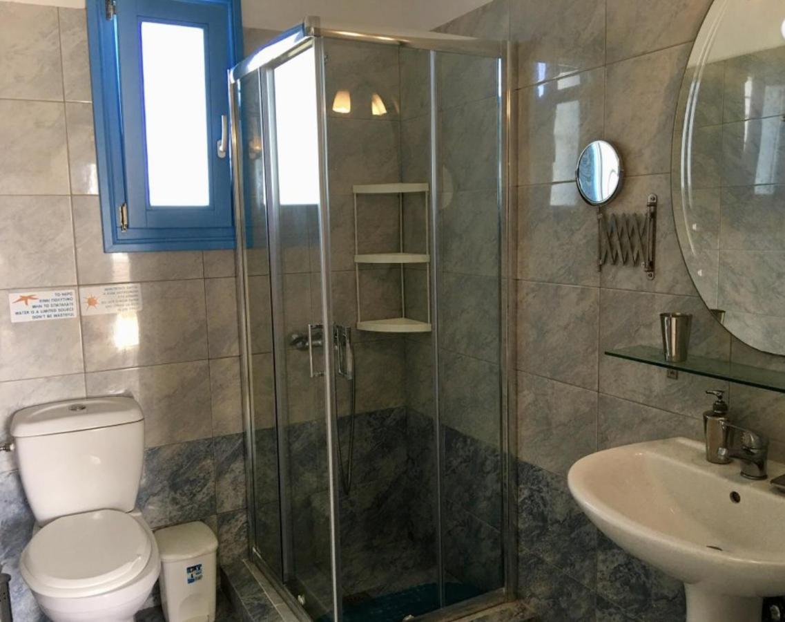 Mer Bleu Apartments 암벨라스 외부 사진