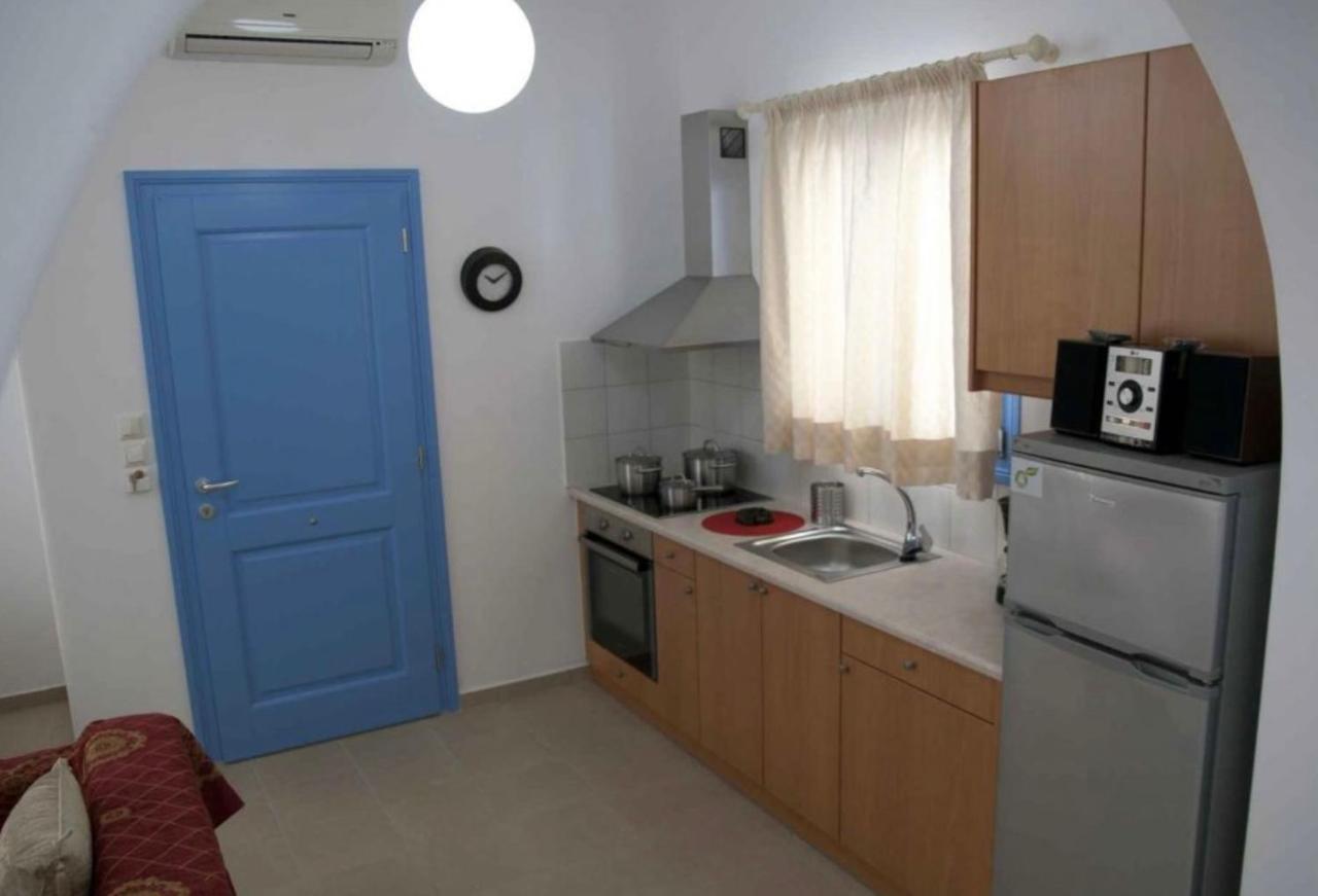 Mer Bleu Apartments 암벨라스 외부 사진