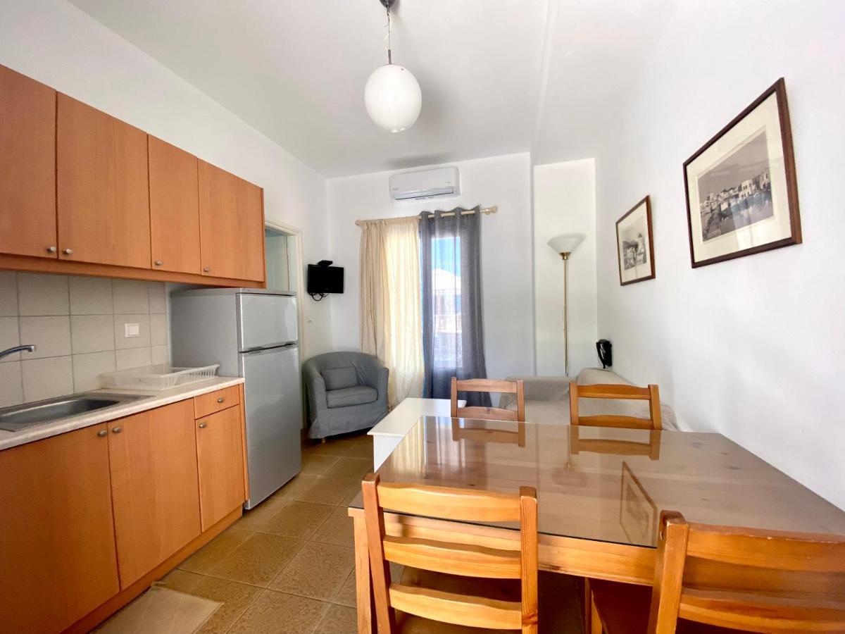 Mer Bleu Apartments 암벨라스 외부 사진