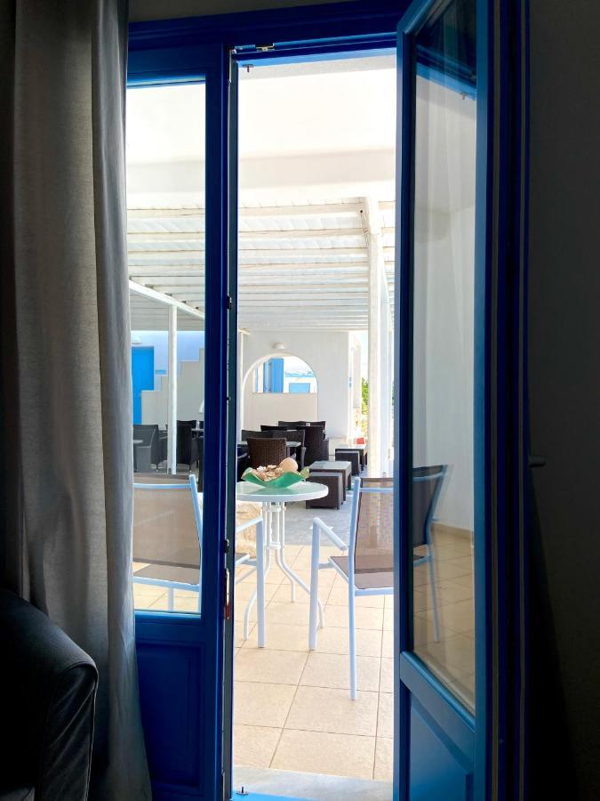 Mer Bleu Apartments 암벨라스 외부 사진